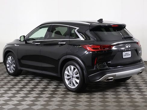Used 2022 INFINITI QX50 Essential image 12
