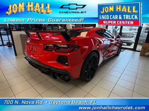 Used 2026 Chevrolet Corvette Stingray Preferred Cpe w/ Z51 Performance Package RWD image 3