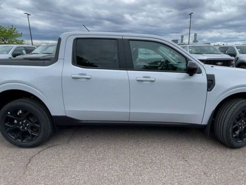 New 2026 Ford Maverick Lariat w/ Black Appearance Package AWD/4WD image 9