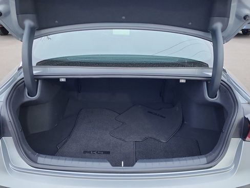 Used 2025 Kia K5 GT image 4