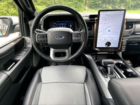 Used 2022 Ford F150 Lightning Lariat w/ Equipment Group 511A High AWD/4WD image 5