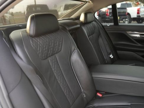 Used 2016 BMW 740i image 17