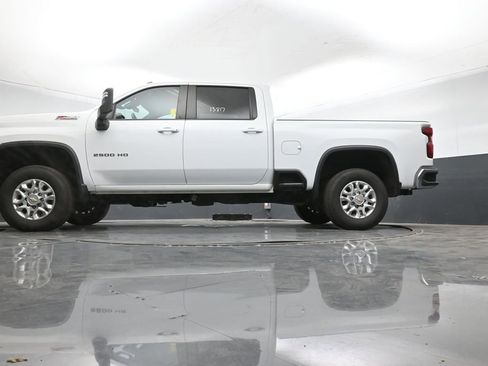 Used 2024 Chevrolet Silverado 2500 LT image 35