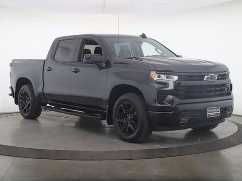 Used 2024 Chevrolet Silverado 1500 RST w/ Protection Package AWD/4WD image 2