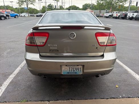 Used 2008 Mercury Milan Premier FWD image 4