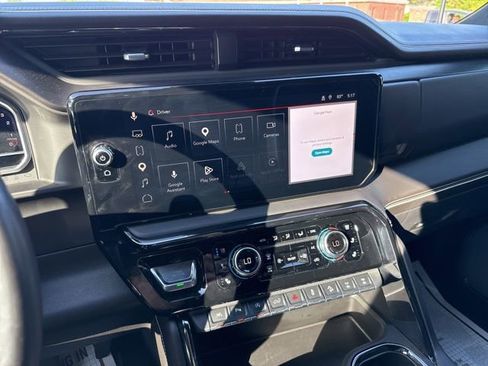 Used 2024 GMC Sierra 1500 AT4X image 27