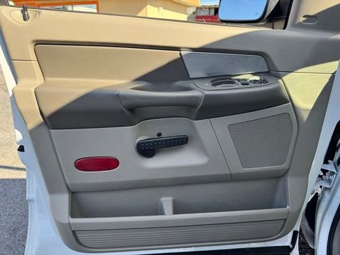 Used 2009 Dodge Ram 3500 Truck SLT image 11