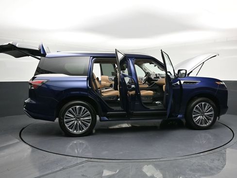 Certified 2025 INFINITI QX80 Luxe image 38