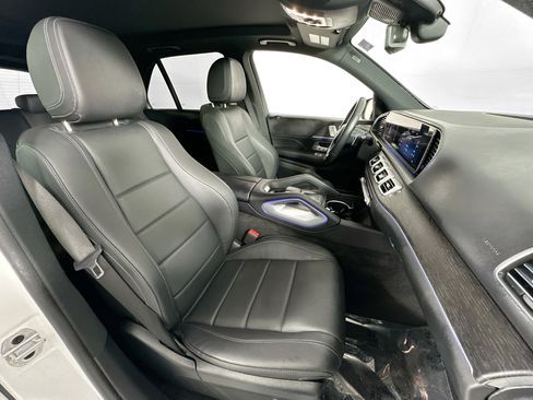 Used 2024 Mercedes-Benz GLE 450e 4MATIC image 29