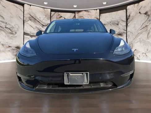 Used 2022 Tesla Model Y Performance AWD/4WD image 2
