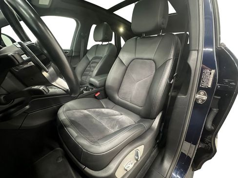 Used 2018 Porsche Macan image 12