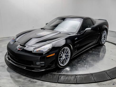 Used 2010 Chevrolet Corvette ZR1 w/ Preferred Equipment Group image 4