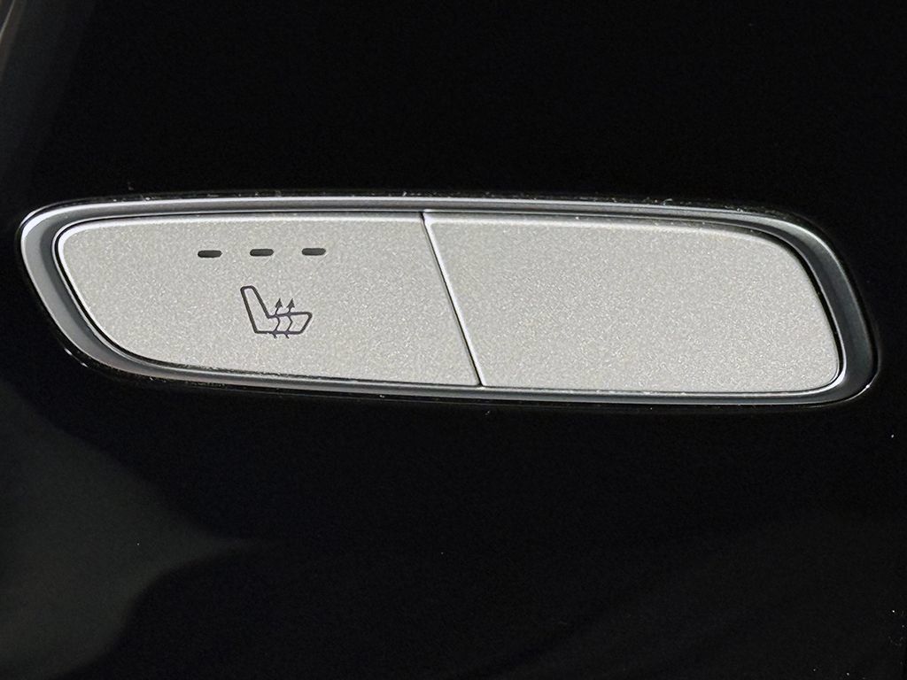 Used 2021 Mercedes-Benz G 63 AMG 4MATIC w/ Seat Comfort Package image 51