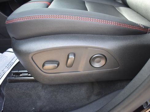 New 2026 Chevrolet Traverse RS image 14