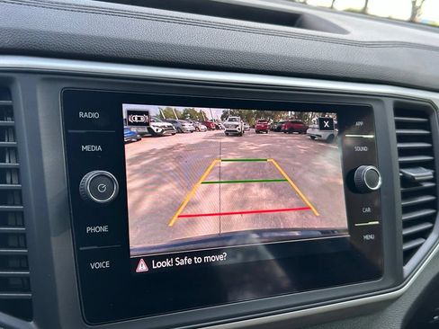 Certified 2021 Volkswagen Atlas Cross Sport SE AWD/4WD image 20