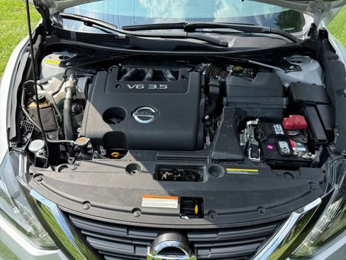 Used 2016 Nissan Altima 3.5 SR FWD image 6