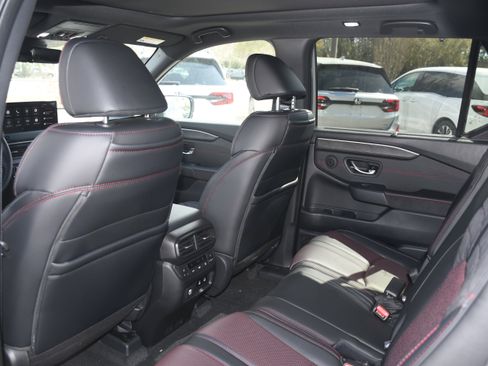 New 2026 Honda Pilot Black Edition image 8