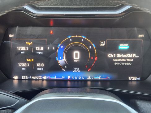 Used 2024 Chevrolet Colorado LT w/ LT Convenience Package II image 11