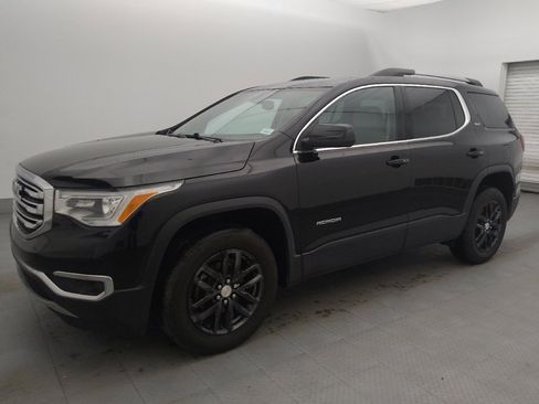 Used 2019 GMC Acadia SLT image 2