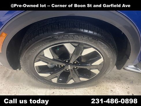 Used 2023 Kia Sportage X-Line AWD/4WD image 11
