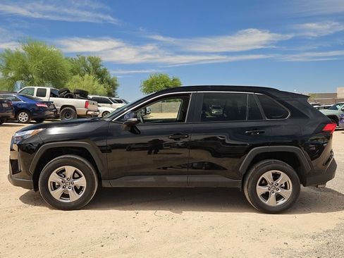 Used 2025 Toyota RAV4 XLE FWD image 8