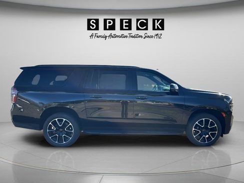 Used 2024 Chevrolet Suburban RST w/ Luxury Package AWD/4WD image 13