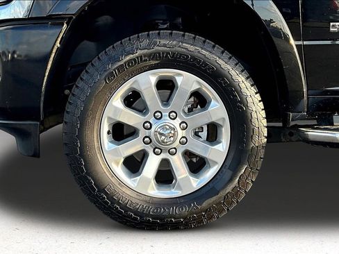 Used 2022 RAM 2500 Laramie AWD/4WD image 40