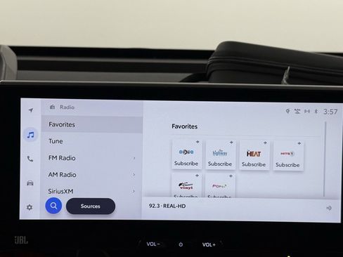 Used 2023 Toyota bZ4X Limited image 30