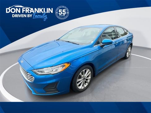Used 2020 Ford Fusion SE image 1