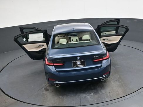 New 2026 BMW 330i xDrive Sedan w/ Premium Package image 39
