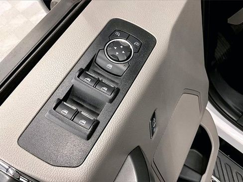 Used 2017 Ford F150 XLT w/ Equipment Group 302A Luxury image 27