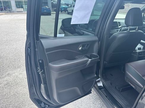 Used 2020 Honda Ridgeline Black Edition image 9