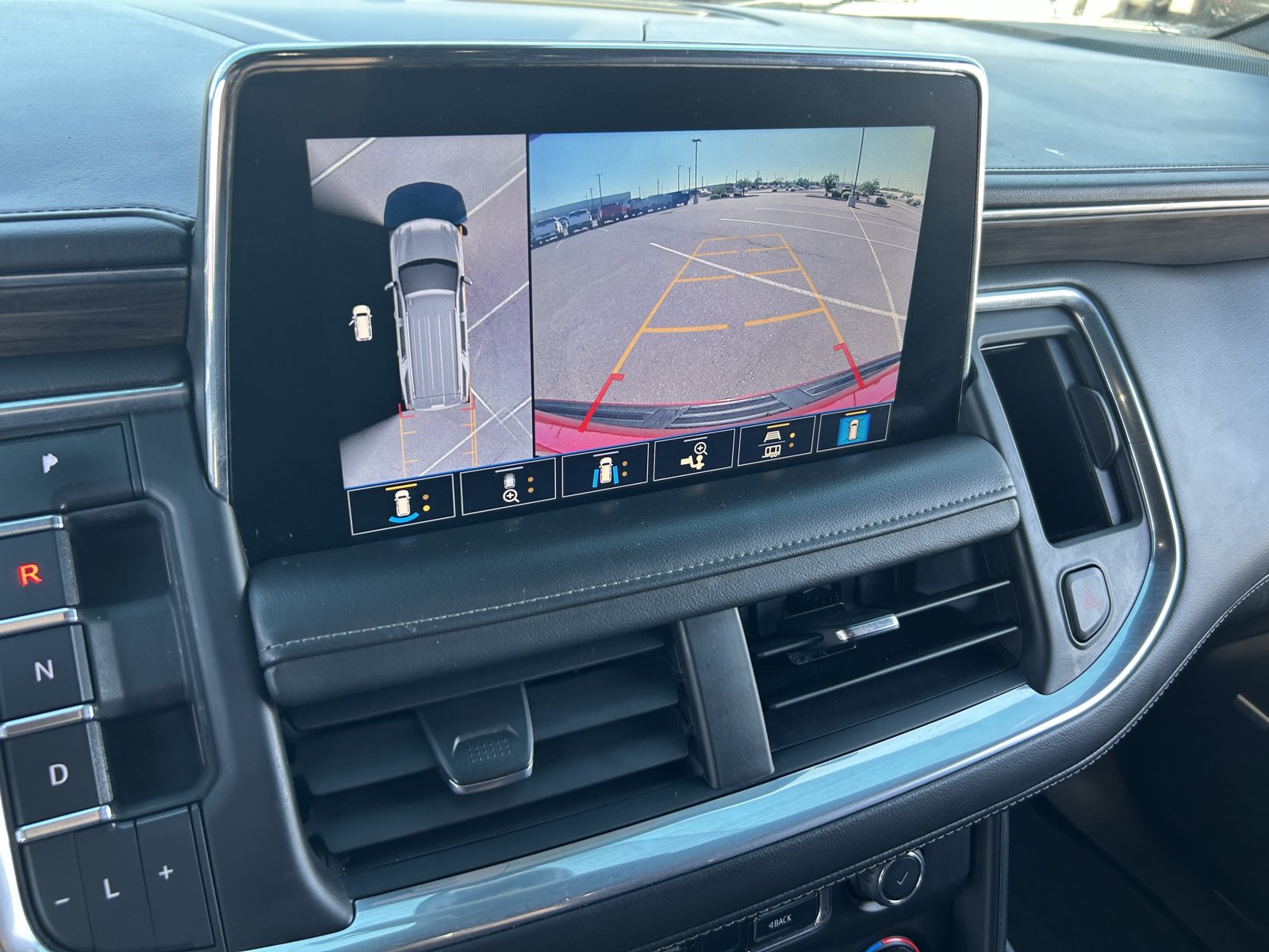 Certified 2021 Chevrolet Tahoe LT w/ LT Signature Package RWD image 31