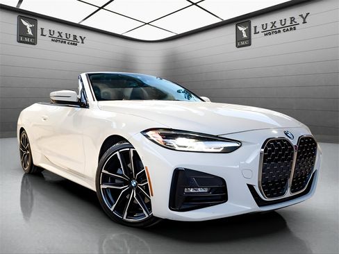 Used 2021 BMW 430i Convertible image 1