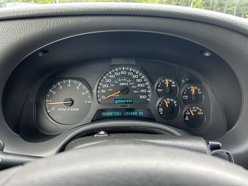 Used 2002 Chevrolet TrailBlazer LT w/ Driver Convenience Pkg AWD/4WD image 15