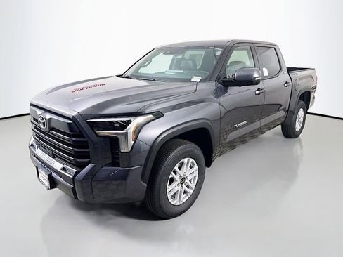 New 2026 Toyota Tundra SR5 AWD/4WD image 3