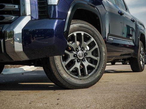 New 2024 Toyota Tundra Platinum AWD/4WD image 6