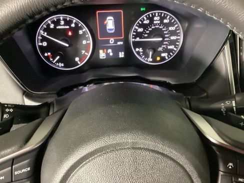 Used 2025 Subaru Outback Premium w/ Popular Package #1A AWD/4WD image 31