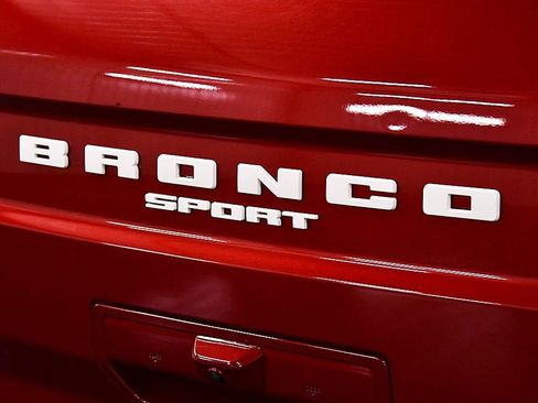 Used 2025 Ford Bronco Sport Outer Banks w/ Outer Banks Tech Package+ image 11