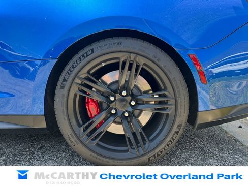 Used 2018 Chevrolet Camaro ZL1 RWD image 9