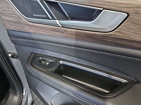 New 2026 Volkswagen Atlas SEL Premium R-Line AWD/4WD image 16