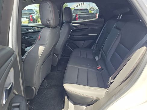 Used 2023 Chevrolet TrailBlazer RS w/ Sun and Liftgate Package AWD/4WD image 32