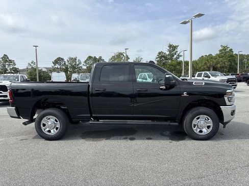 New 2026 RAM 2500 Tradesman AWD/4WD image 2