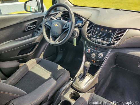 Certified 2018 Chevrolet Trax LS AWD/4WD image 26