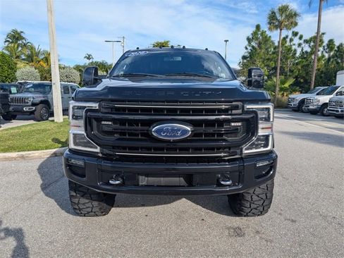 Used 2020 Ford F350 Platinum w/ FX4 Off-Road Package image 2