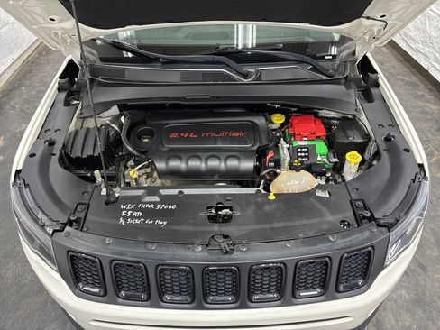 Used 2019 Jeep Compass Latitude AWD/4WD image 7