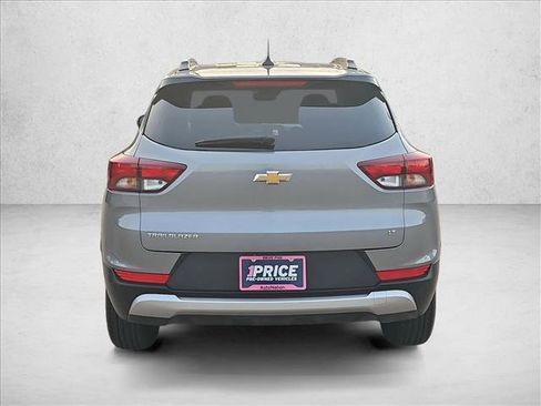 Used 2025 Chevrolet TrailBlazer LT image 7