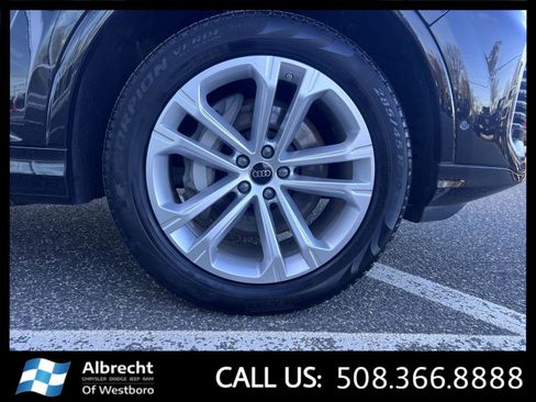 Used 2025 Audi Q7 3.0T Premium Plus image 37