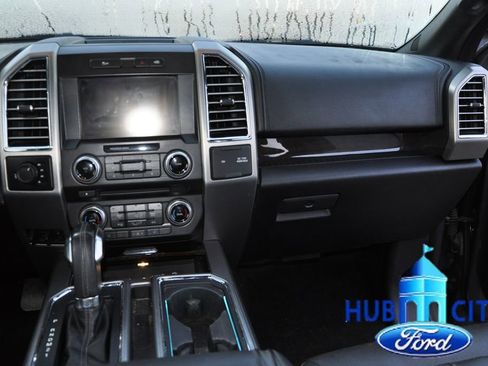 Used 2015 Ford F150 Platinum w/ Equipment Group 701A Luxury image 19