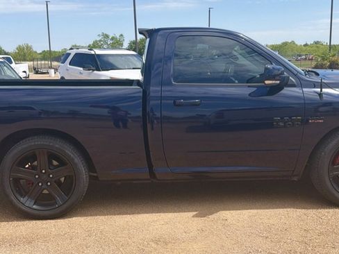 Used 2018 RAM 1500 Sport w/ Convenience Group image 4